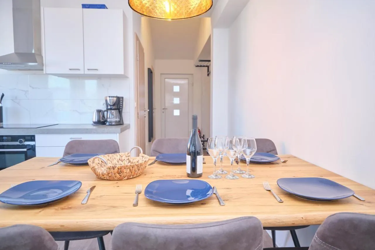 Apartment Queen'S Lodge Mastrinka By Litto Trogir