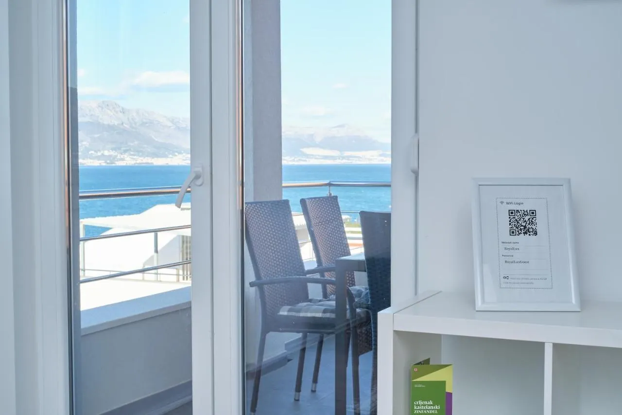 Queen'S Lodge Mastrinka By Litto Trogir Croatia