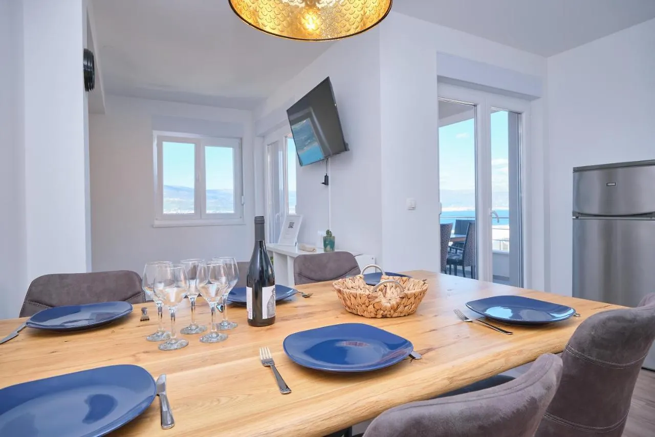 Queen'S Lodge Mastrinka By Litto Trogir Croatia