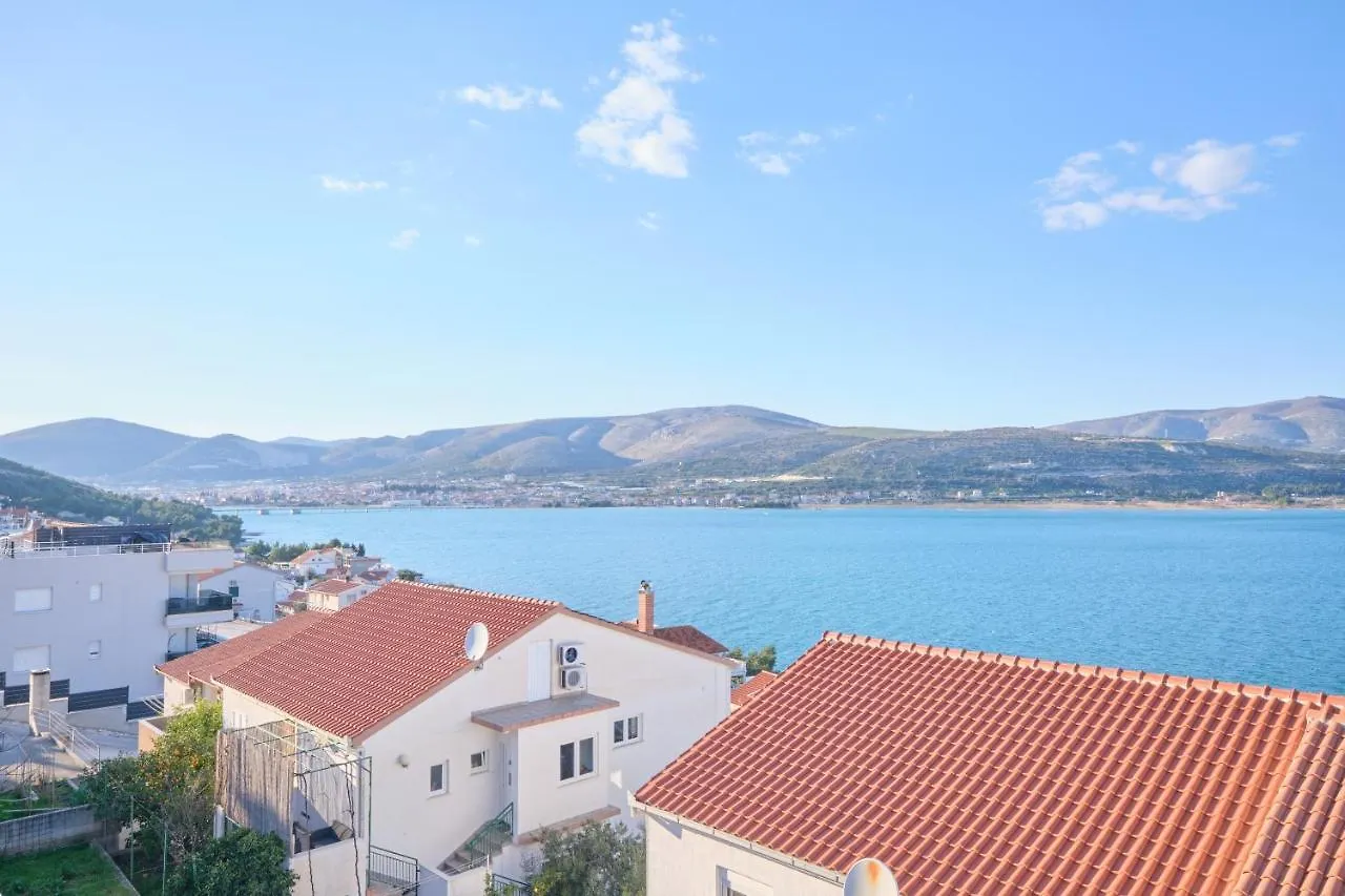 Queen'S Lodge Mastrinka By Litto Trogir 0*,  Croatia