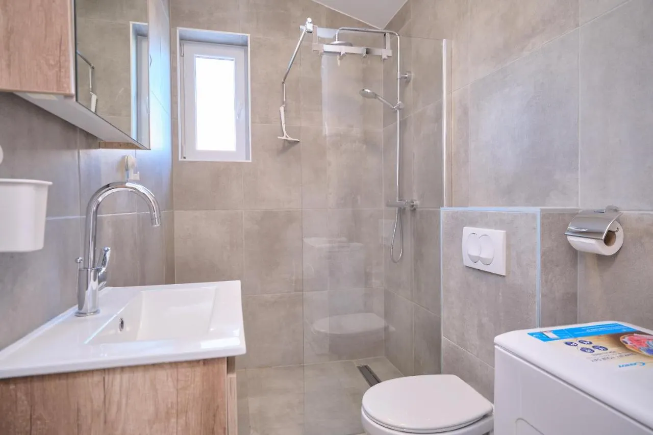 Apartment Queen'S Lodge Mastrinka By Litto Trogir
