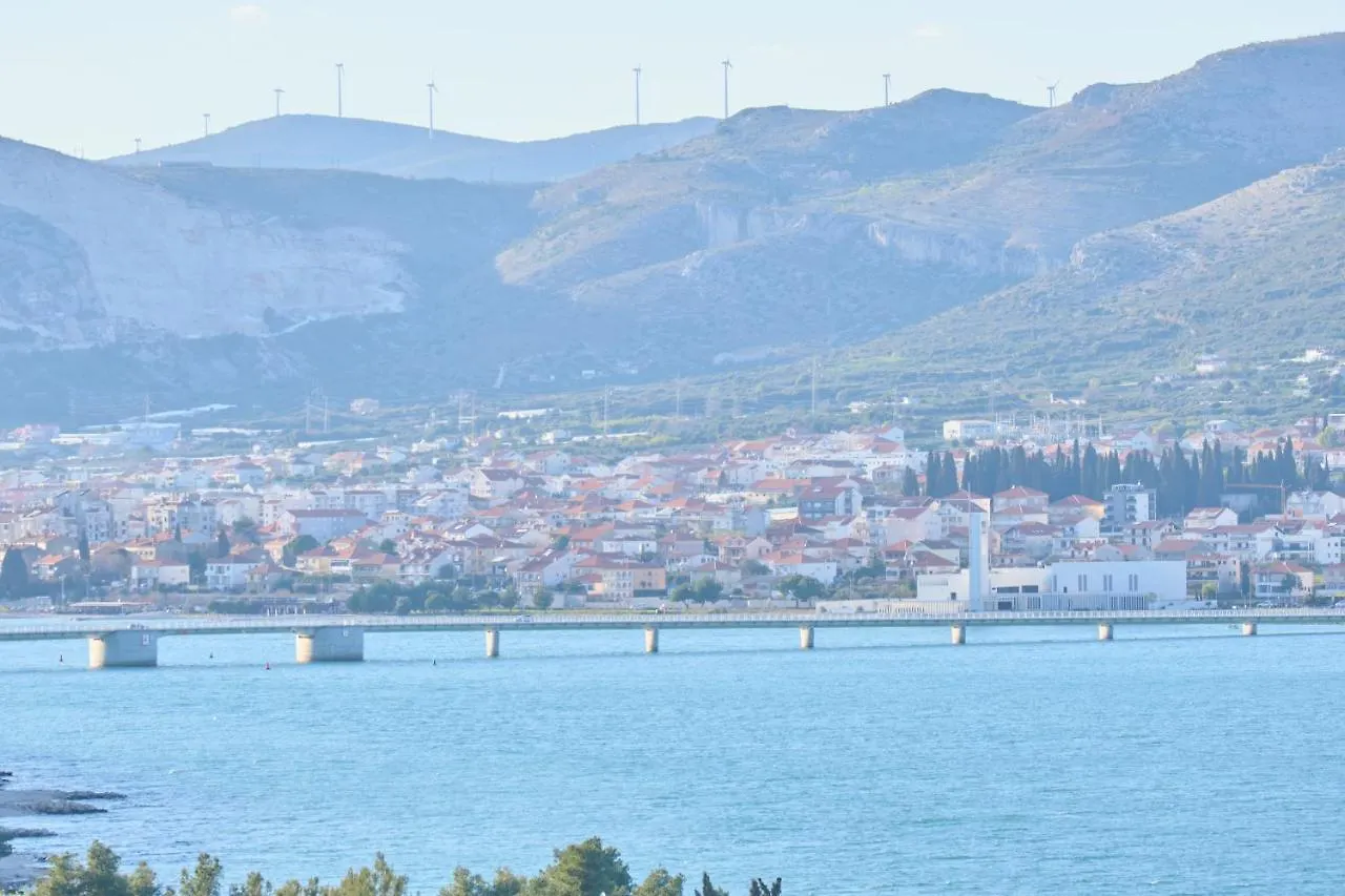 Queen'S Lodge Mastrinka By Litto Trogir 0*,  Croatia