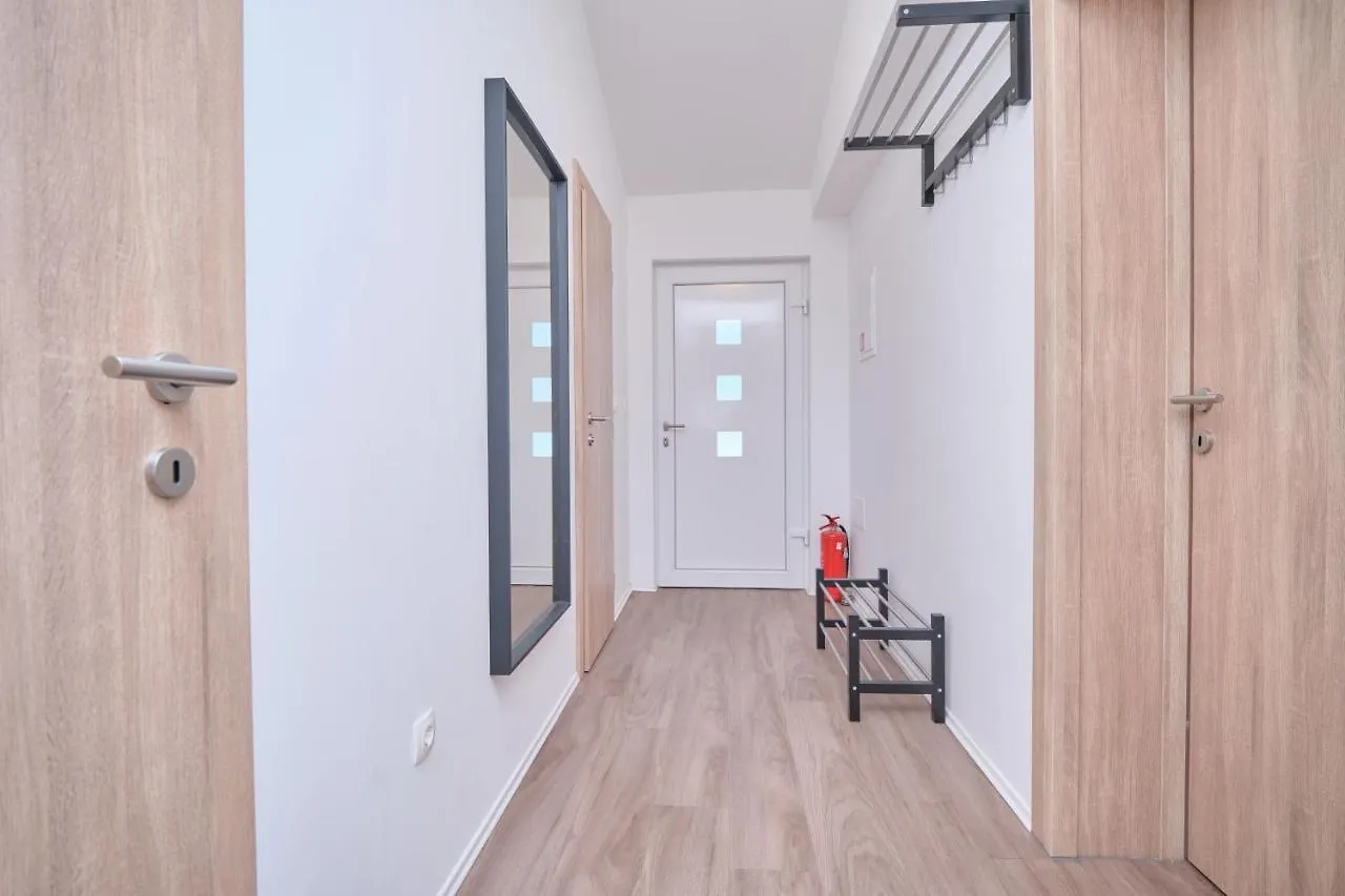 Apartment Queen'S Lodge Mastrinka By Litto Trogir