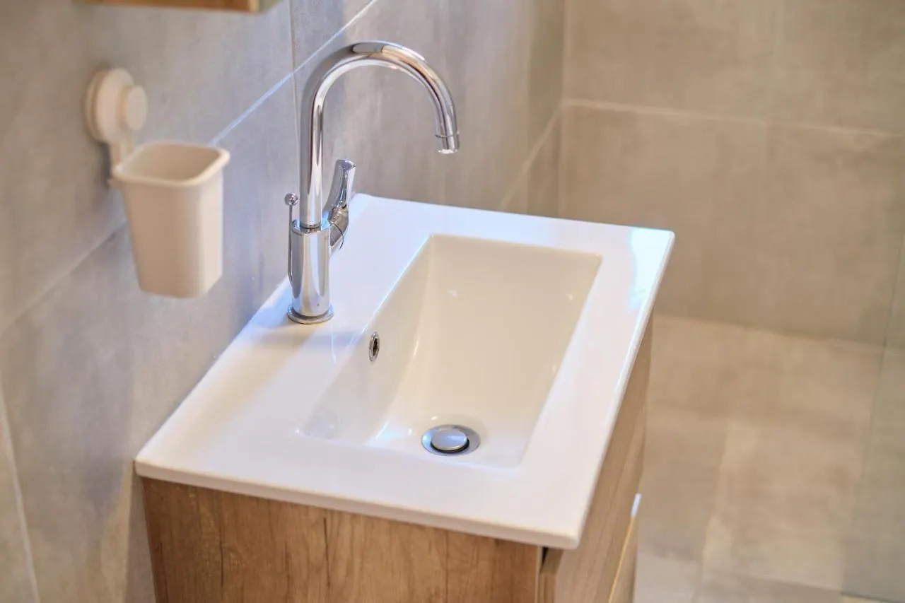 Apartment Queen'S Lodge Mastrinka By Litto Trogir Croatia